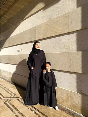 Tiny Black Elegance