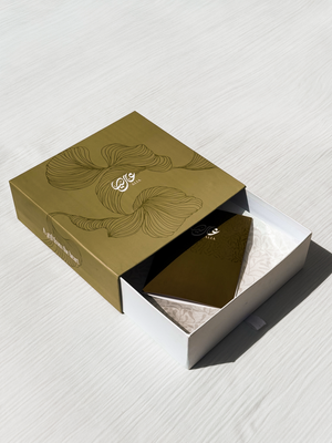 Alia Gift Box — Box & Card Inside